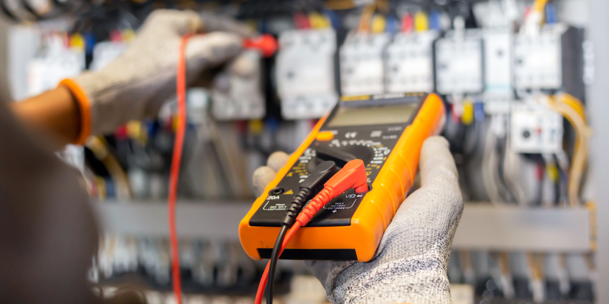 Multimetr uniwersalny