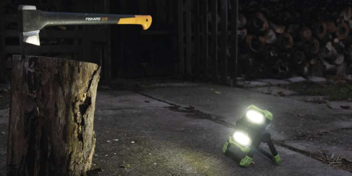 Lampa z powerbankiem